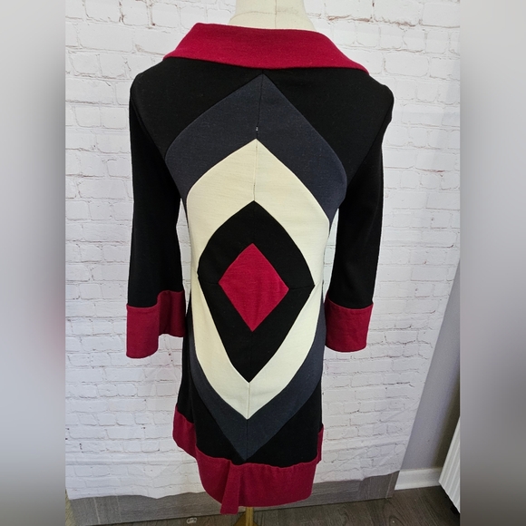 Diane Von Furstenberg Vintage Ungaro Diamond Wool Dress | Size 2 | EUC - Picture 3 of 9